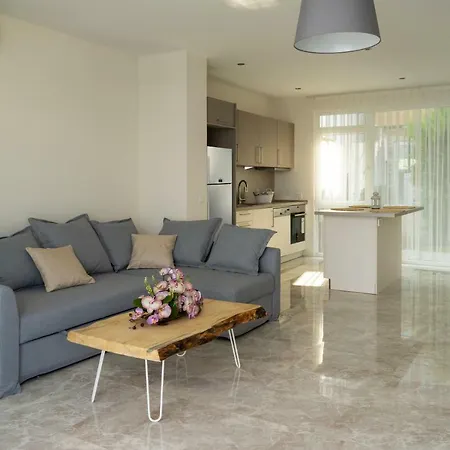 Bodrum Adabuku Luks 2+1 Ozel Plaj Ve Havuzlu Villa
