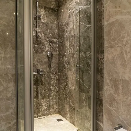 Villa Bodrum Adabuku Luks 2+1 Ozel Plaj Ve Havuzlu *