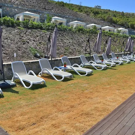 Bodrum Adabuku Luks 2+1 Ozel Plaj Ve Havuzlu Villa *