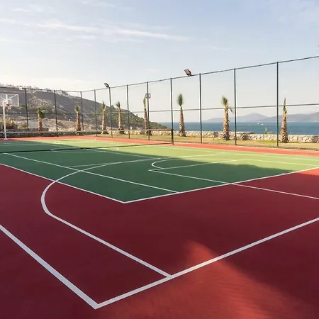 Villa Bodrum Adabuku Luks 2+1 Ozel Plaj Ve Havuzlu *